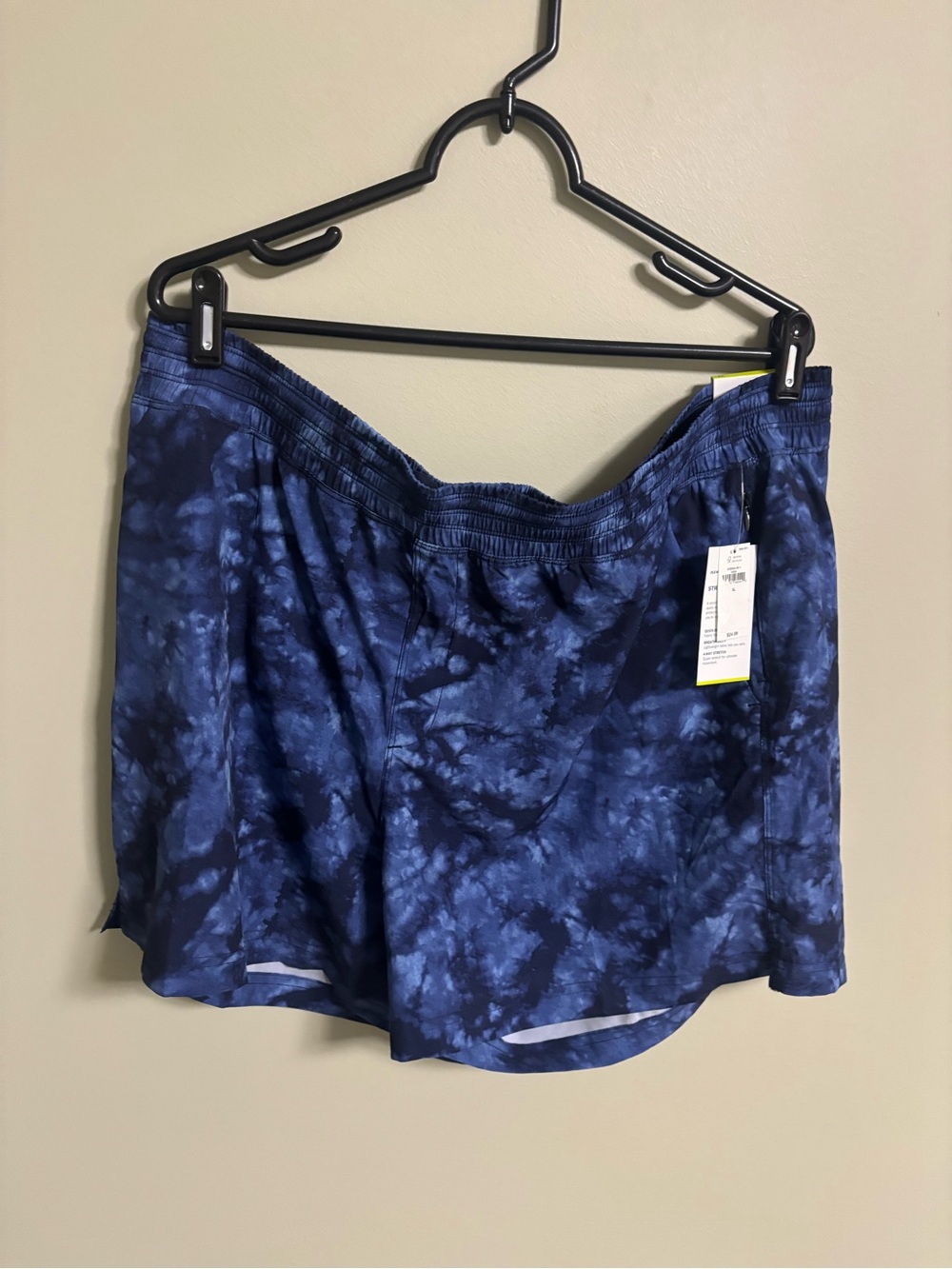 Old Navy Mens Size XL StretchTech Blue Tie Dye Shorts New Athletic Active Pocket